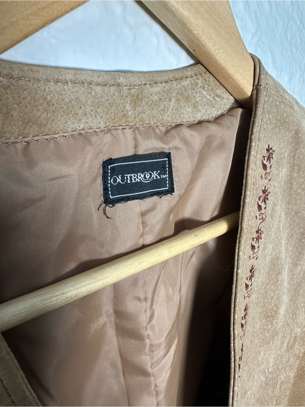 Outbrook Suede Vest Womens Large Tan Leather Embroidered Western Boho Vintage - Picture 6 of 8